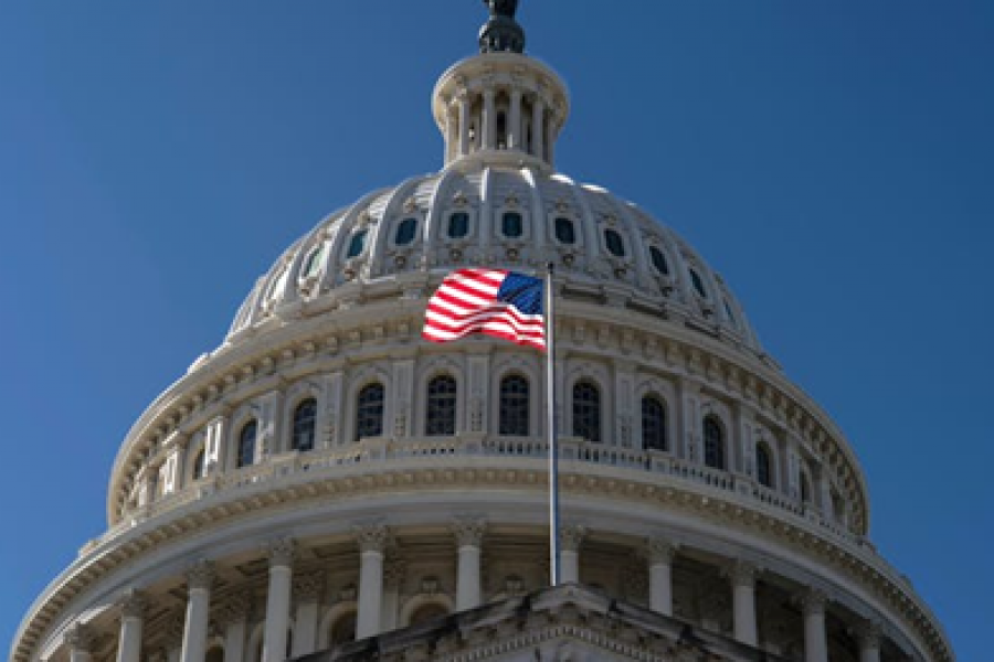 An outside view of the dome of the U.S. capital building.
