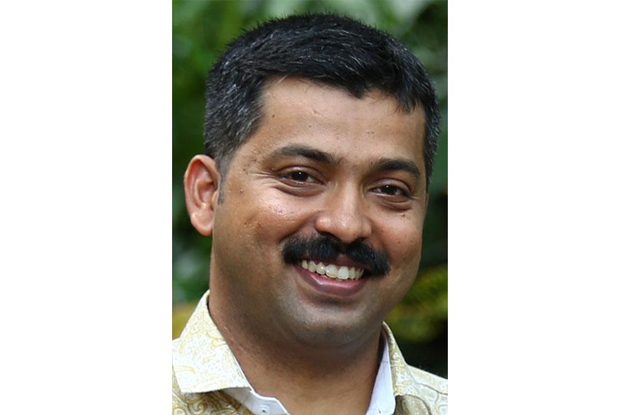 Headshot of Johny Stephen