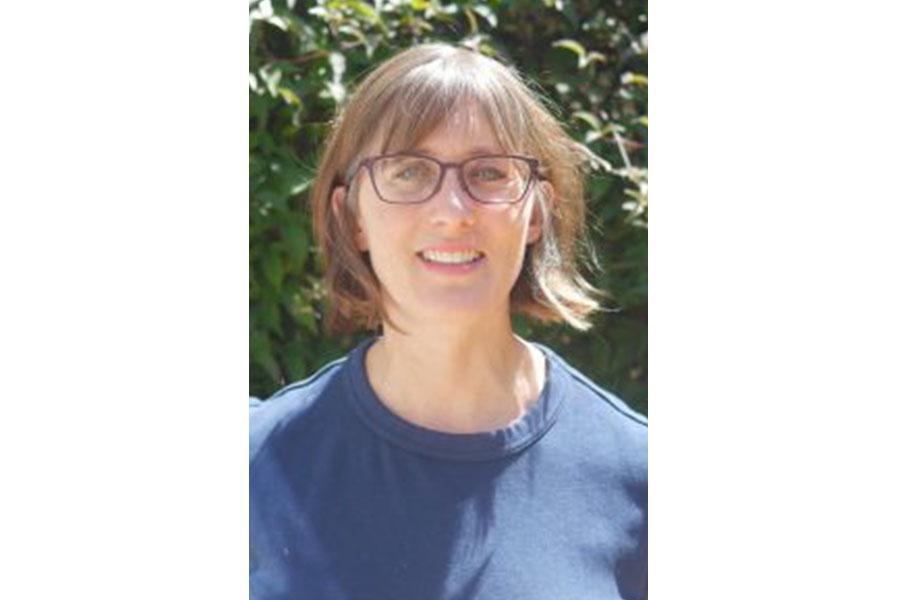 Headshot of Kamni Gill