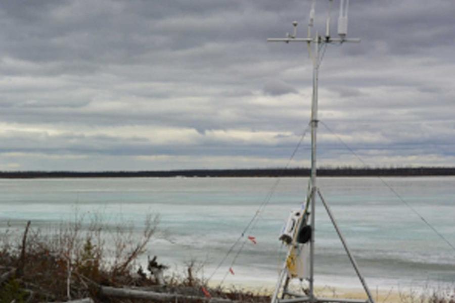 Eddy co-variance weather tower at Keeyask sample site.