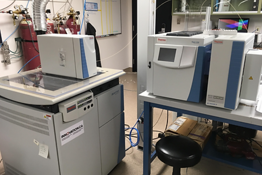 a picture of lab equipment in the stable isotope lab