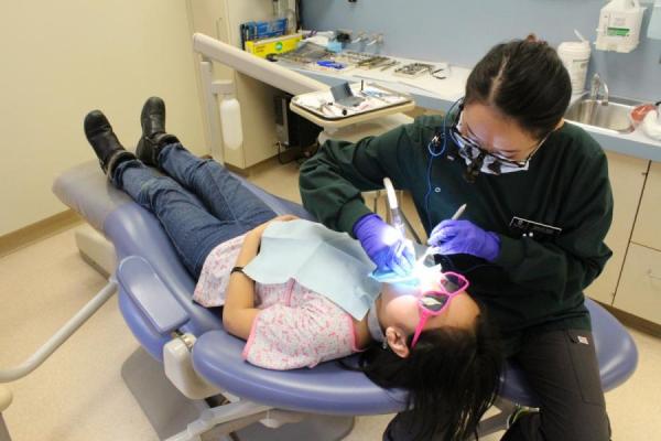 Diploma in Dental Hygiene Explore UM University of Manitoba