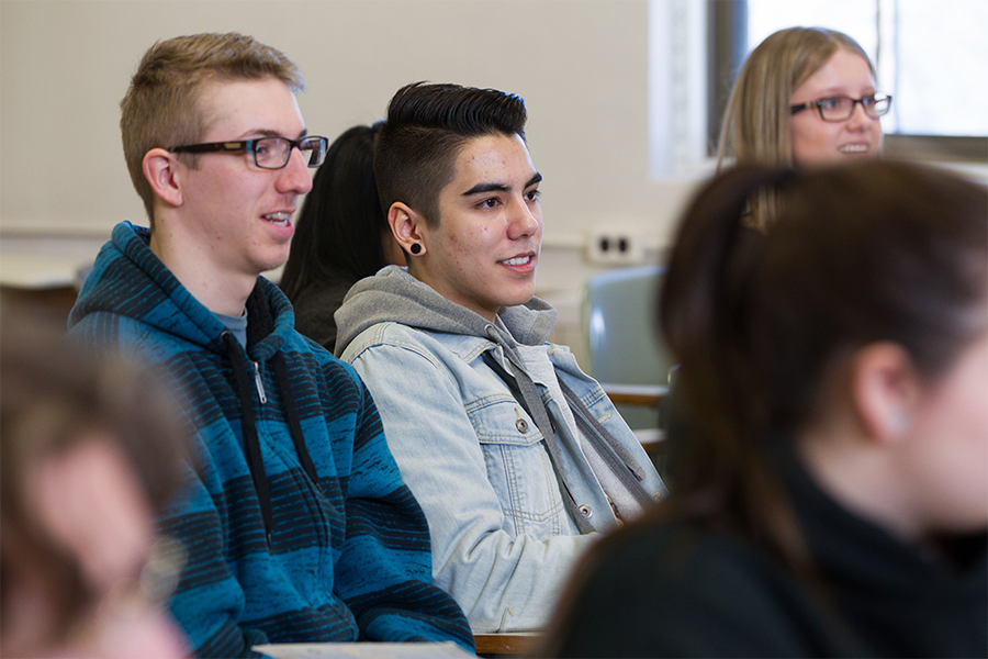 Faculty of arts students participating in class.