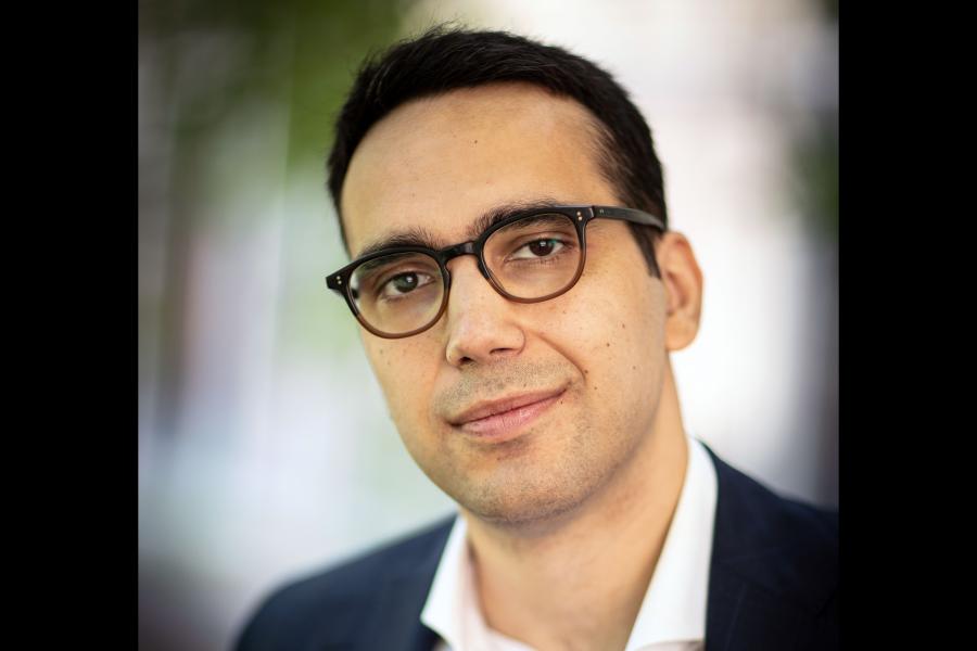 Assistant Professor Daniel Diamond
