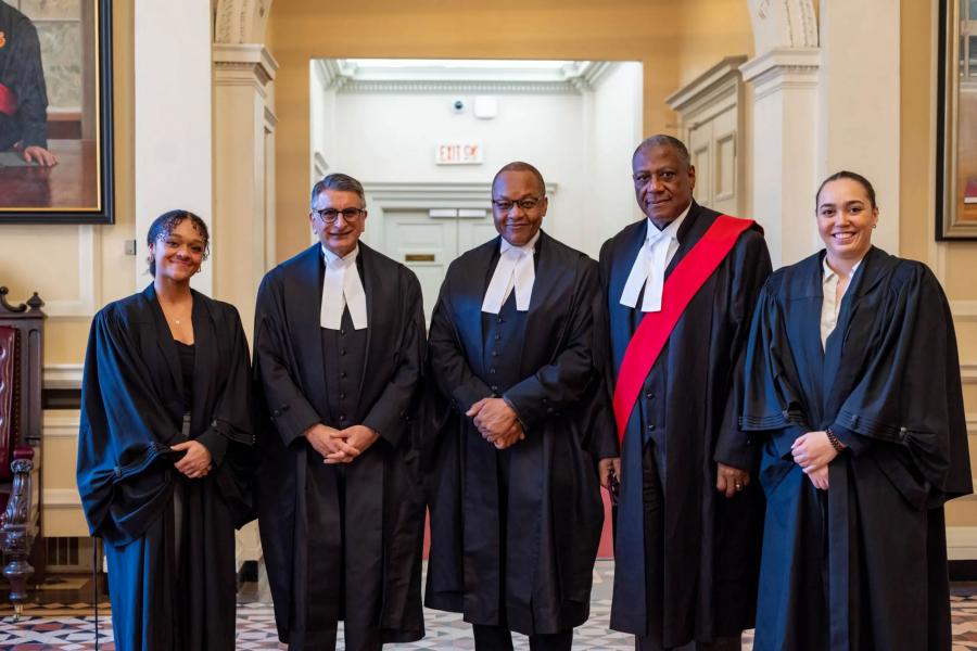 Moot Champions with Final Round Judges, left to right: Talia David, Justice Mahmud Jamal (SCC); Chief Justice Michael H. Tulloch (OCA); Associate Chief Justice Aston J. Hall (OCJ); Quinn Thomas. Photo credit: Blessing Uja, BLSAC.