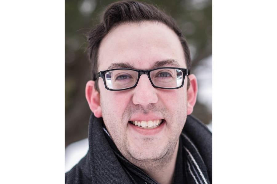 Asher Mendelson headshot