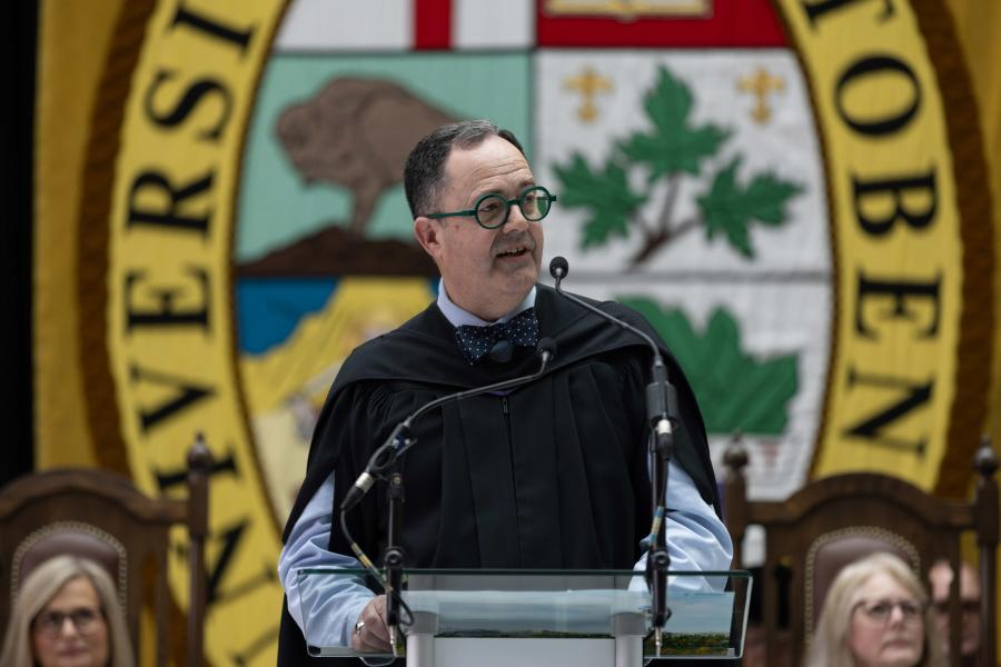 Rady Faculty of Health Sciences dean, Peter Nickerson speaking at a convocation ceremony