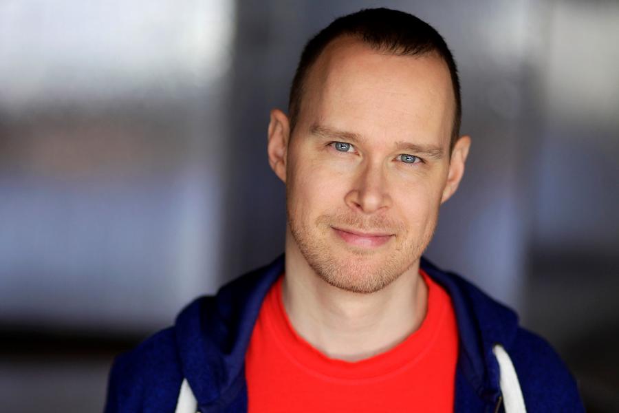 Headshot of voice instructor James McLennan