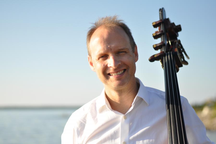 Headshot of classical bass instructor Meredith Johnson