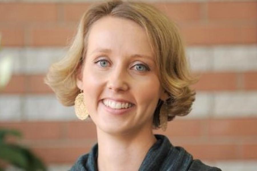 Headshot of music professor Rebecca Simpson-Litke 
