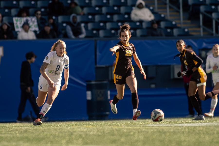 Bisons women's soccer