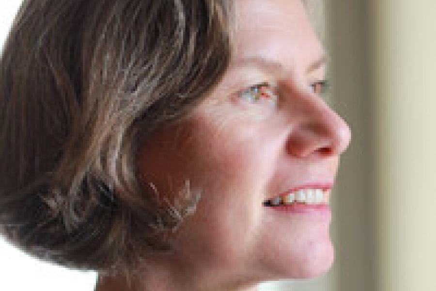 Liz Hydesmith Headshot